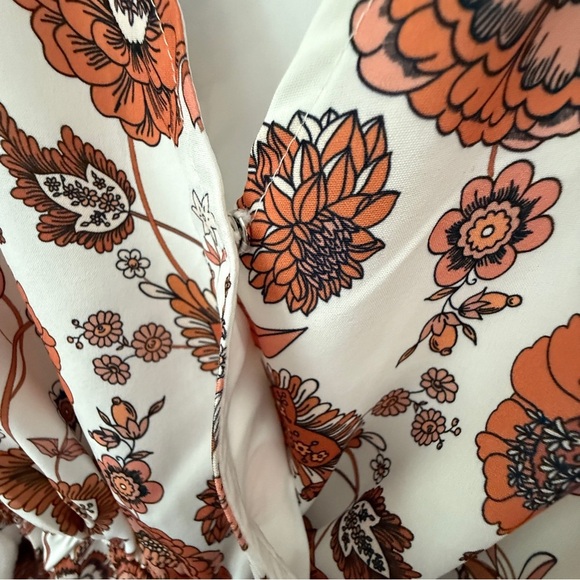 CUPSHE Rust Floral Long Sleeve Mini Dress Size S NWT - Picture 2 of 12